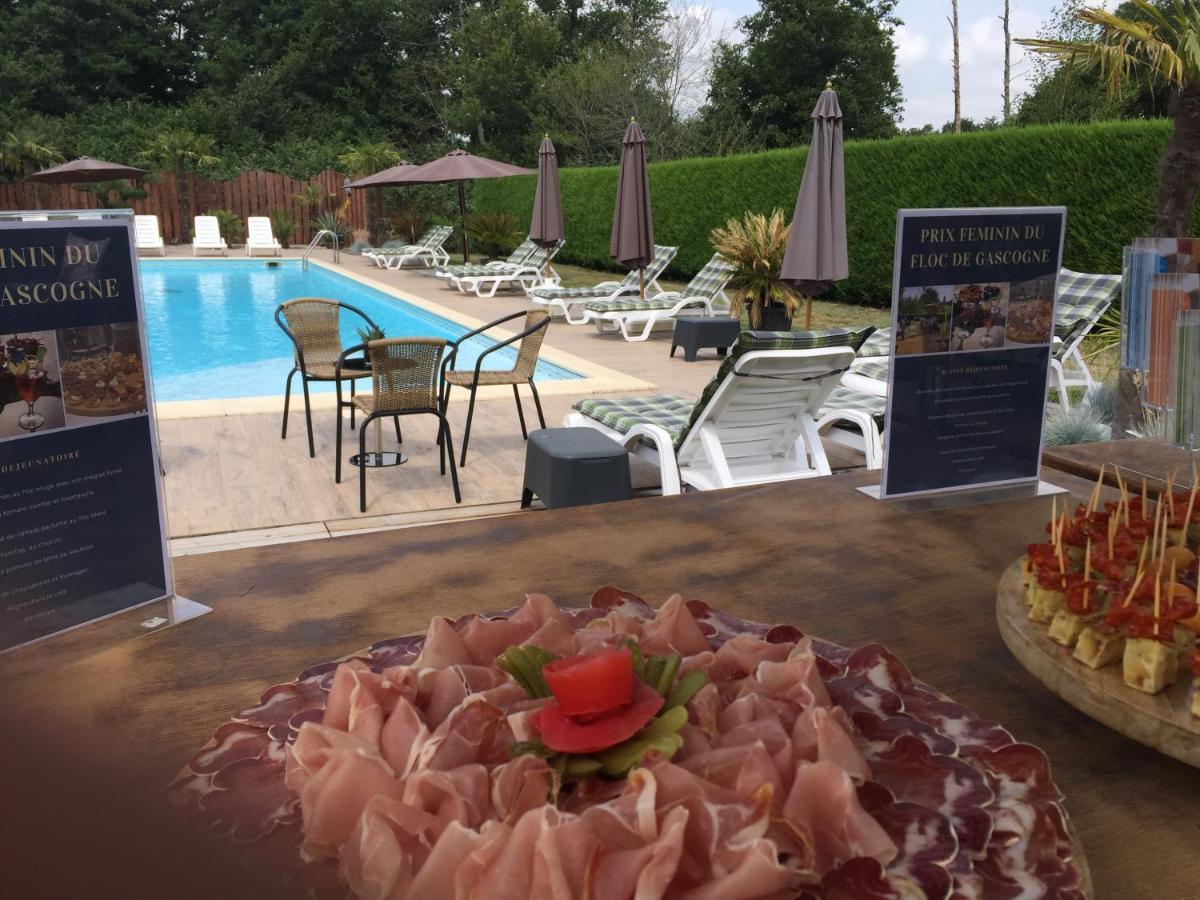 Hotel Les Lodges D'에오즈 외부 사진